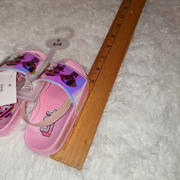 Nwts LOL surprise! Toddler girl slides/sandals - Picture 3 of 13